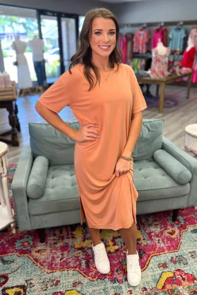 AMIRA T-Shirt Midi Dress (Clay)