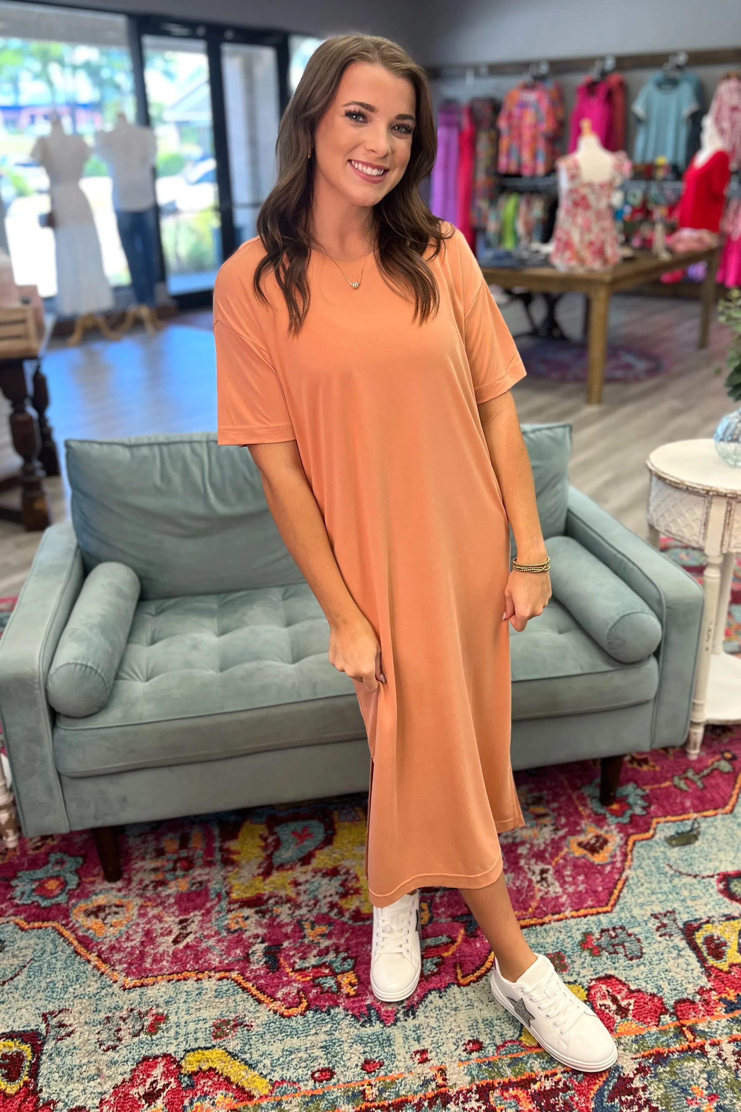 AMIRA T-Shirt Midi Dress (Clay)