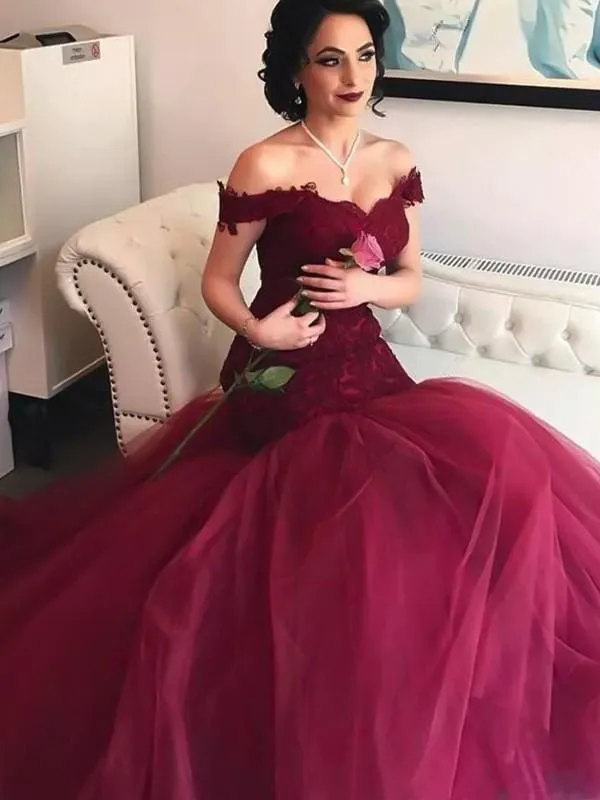 Bridelily Mermaid Off-The-Shoulder Sleeveless Floor-Length Lace Tulle Dresses